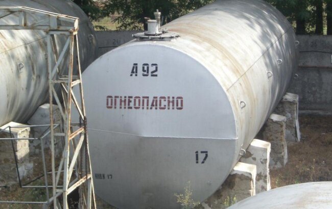 На АЗС в Андижане продавали дизельное топливо, низкого качества