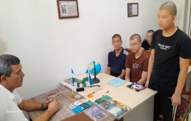 Представитель Омбудсмена изучил условия содержания несовершеннолетних в СИЗО №8 Сырдарьи