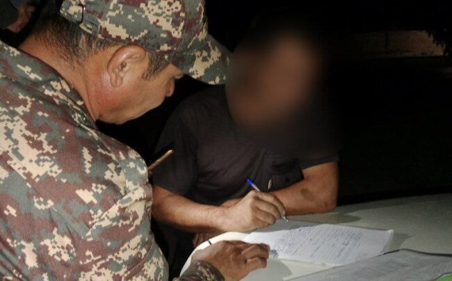 Наказан мужчина, который занимался незаконной добычей глины в Кашкадарье