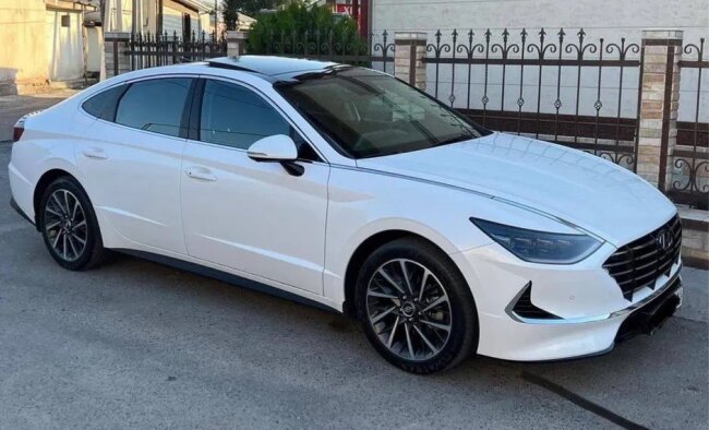В Андижане у организации конфисковали автомобиль «Hyundai Sonata»
