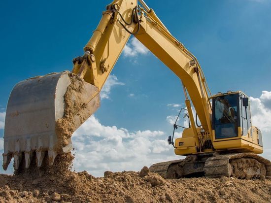 В Хорезме наказан водитель экскаватора, который проводил незаконные раскопки в природоохранной зоне