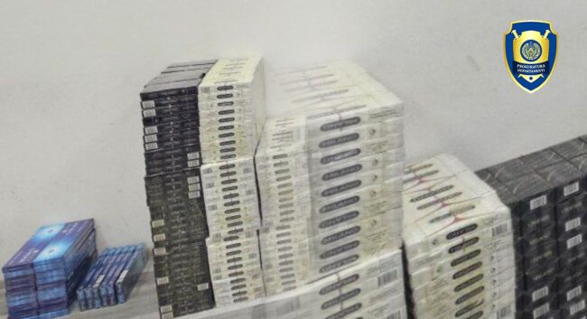 Пресечена перевозка контрабандных сигарет из Намангана в Ташкент