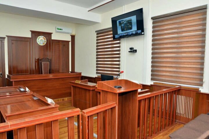 Вынесен приговор бывшему судье, который в пьяном виде угнал автомобиль в Ташкенте