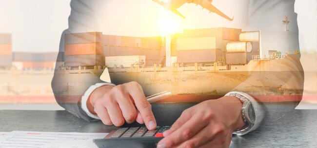 С 1 октября таможенные брокеры Узбекистана обязаны иметь в штате сертифицированного специалиста