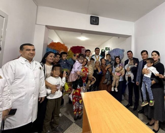 Для больных детей в Бухаре организовали праздник