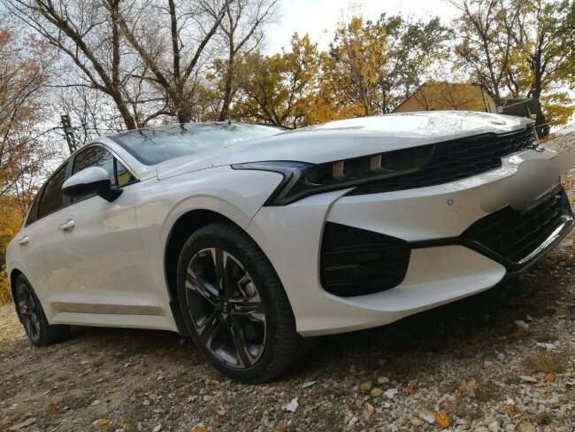 В Ташкенте должник спрятал свой автомобиль «KIA K5» от сотрудников БПИ