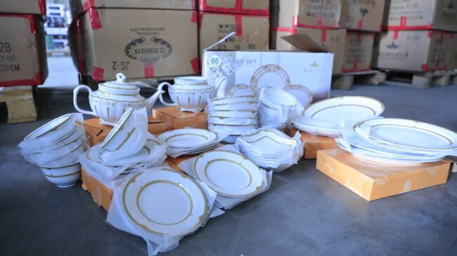 В Андижане предприниматель попытался занизить стоимость импортируемой посуды в 50 раз