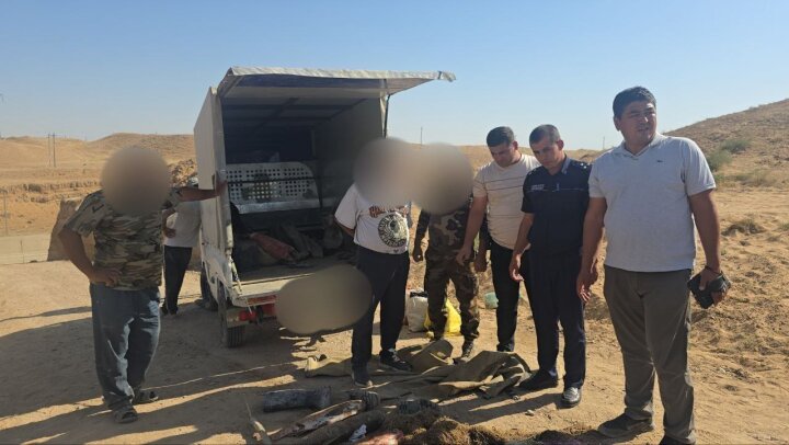 В Кашкадарье экологи раздали рыбу, выловленную браконьерами, малообеспеченным семьям