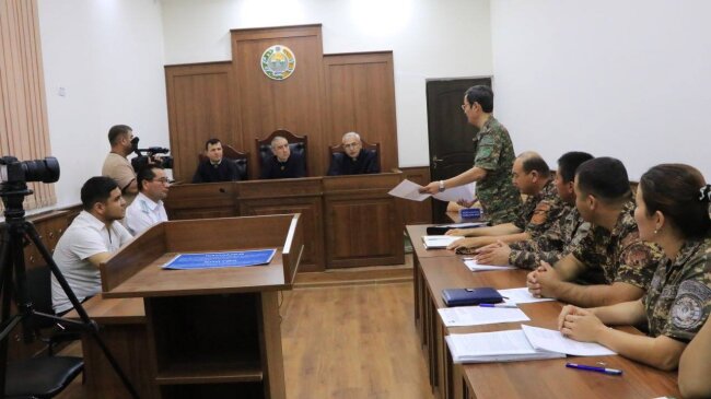 В Навоийской области судом рассматриваются дела о приостановке деятельности экологически опасных предприятий