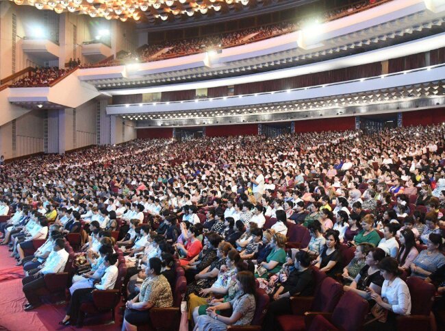 В каких регионах Узбекистана граждане чаще всего посещают концерты?