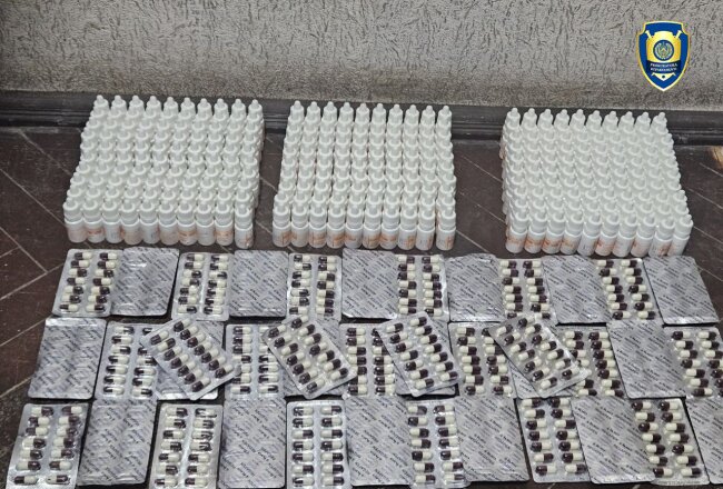 В Андижане и Навои пресекли торговлю сильнодействующими препаратами