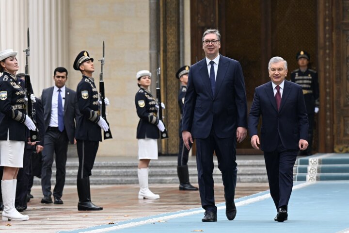 Шавкат Мирзиёев торжественно принял в своей резиденции Президента Сербии