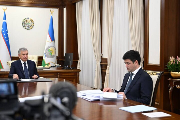 Шавкат Мирзиёев ознакомился с планами развития геологической отрасли