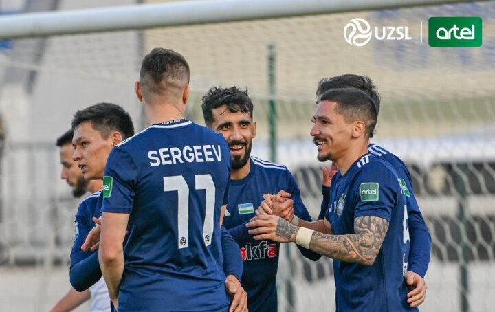 Пахтакор обыграл футбольный клуб Бухары с разгромным счётом