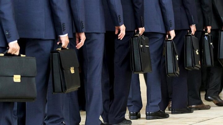 Тысячи чиновников Узбекистана «отправят домой», их место займёт ИИ