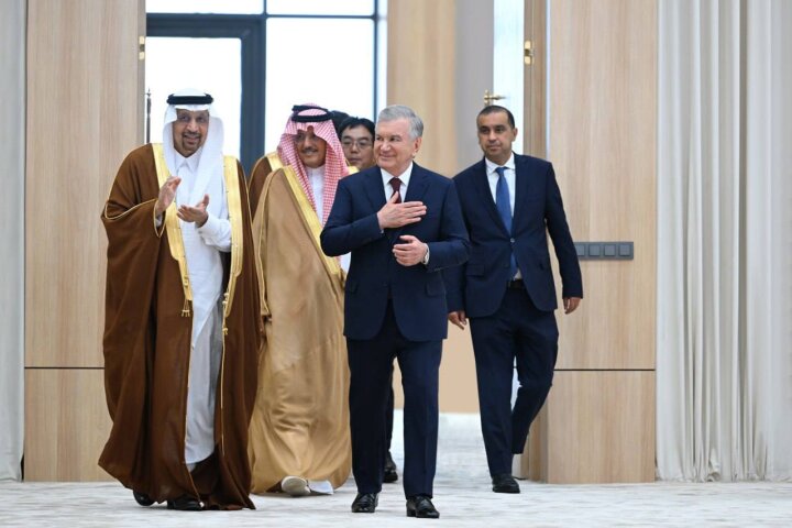 Шавкат Мирзиёев дал старт строительству нового аэропорта