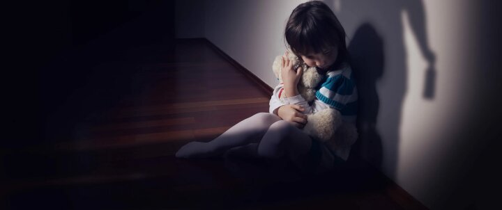 Насильника девочки в Намангане отпустили досрочно после предыдущего изнасилования