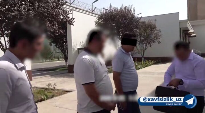 В Сырдарье чиновники шантажировали фермера