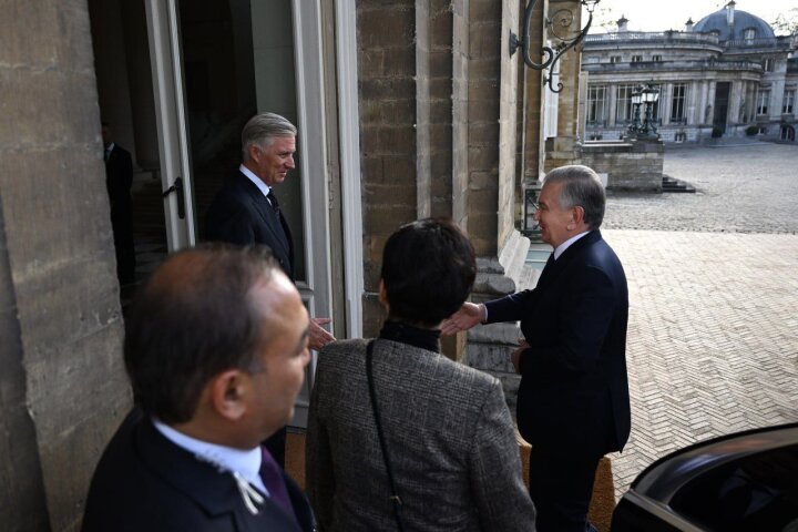 Король Филипп принял Шавката Мирзиёева во дворце Лакен