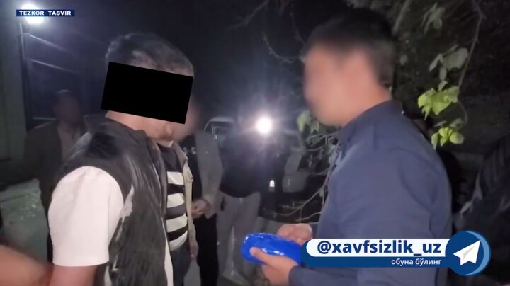 В Ангрене задержали распространителей синтетических наркотиков