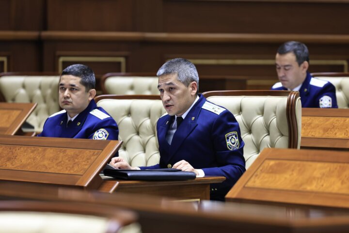 С узбекистанцев будет легче взыскивать долги по коммунальным платежам