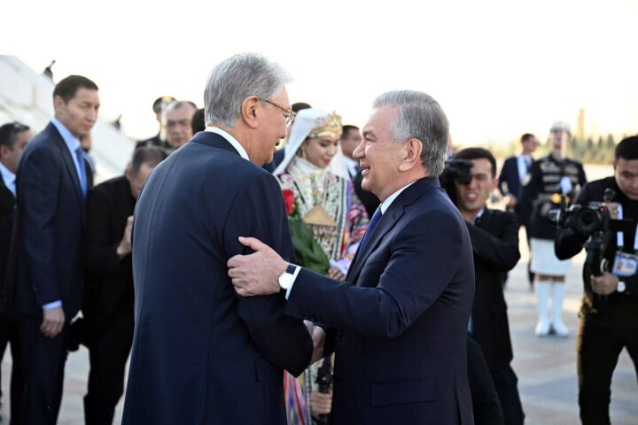 Президент Казахстана прибыл в Узбекистан с государственным визитом