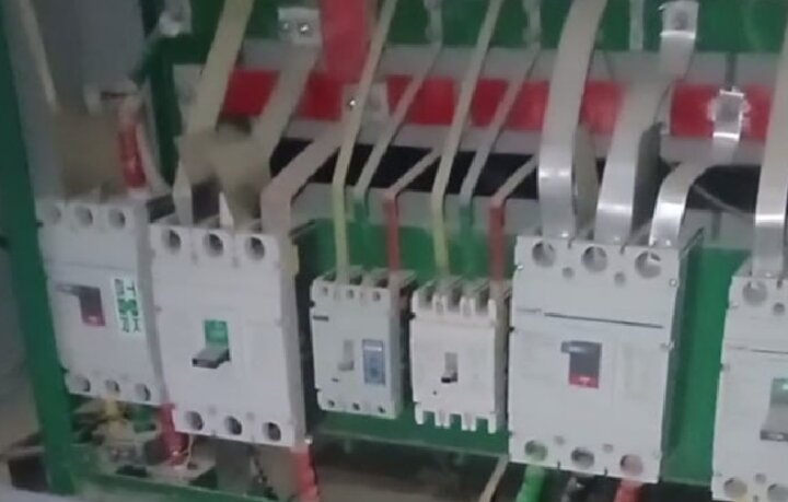 Целый торговый комплекс незаконно подключили к электросети в Хиве