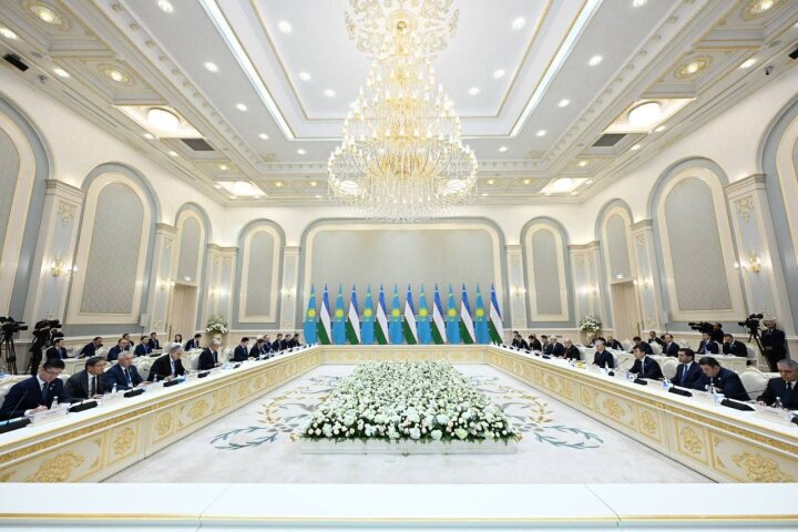 В Ташкенте прошло заседание Высшего межгоссовета Узбекистана и Казахстана