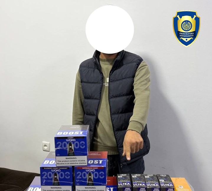 В Ташкенте задержали торговцев электронными сигаретами