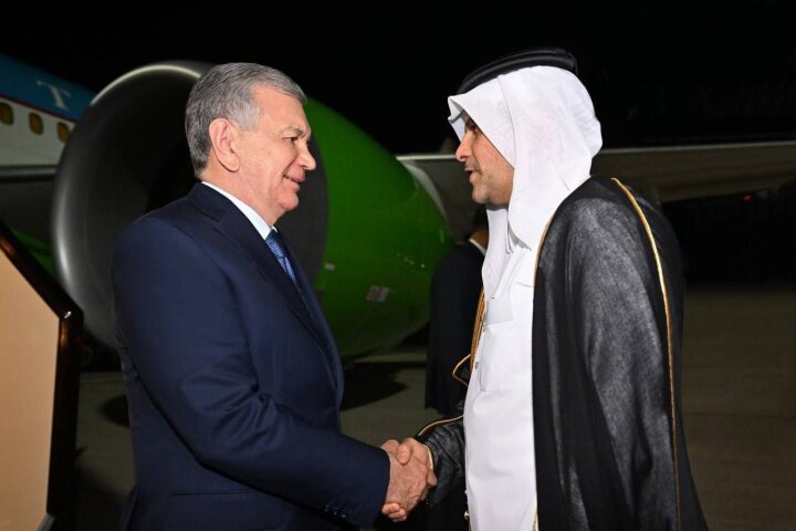 Шавкат Мирзиёев прибыл в город Доху