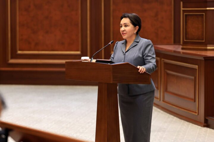 Сенат Узбекистана обсудил открытость судебной системы и доверие общества