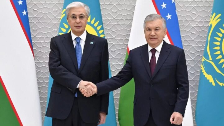 Президент Казахстана поблагодарил Шавката Мирзиёева за приём