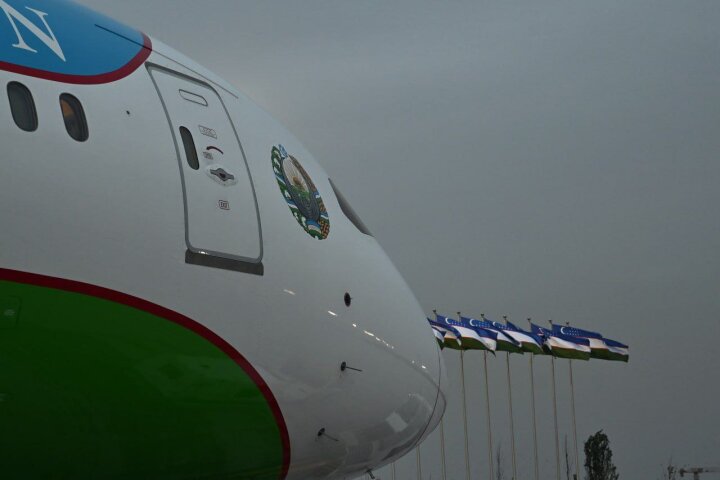 Шавкат Мирзиёев вылетел в Катар