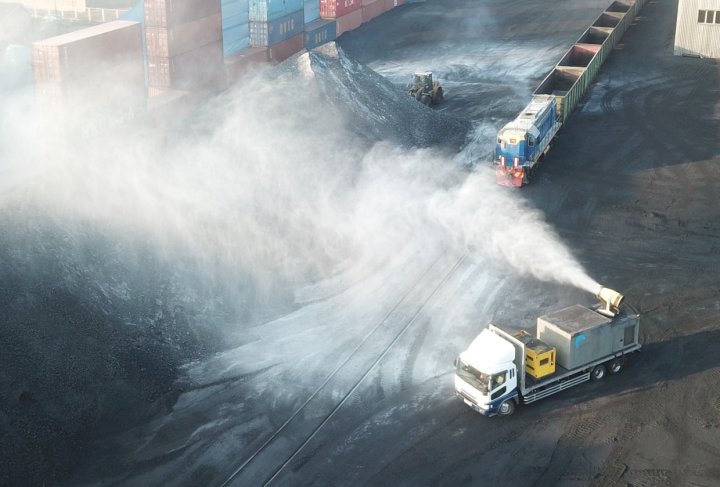 В Ташкенте начаты испытания систем пылеподавления