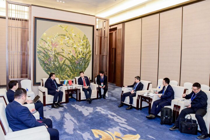 Китай и Узбекистан обсудили цифровизацию промышленности