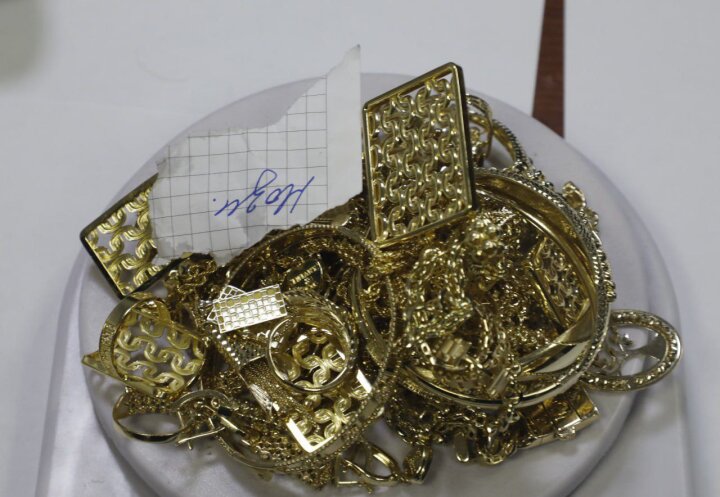 Таможня Андижана пресекла незаконный оборот ювелирных изделий на 2 млрд