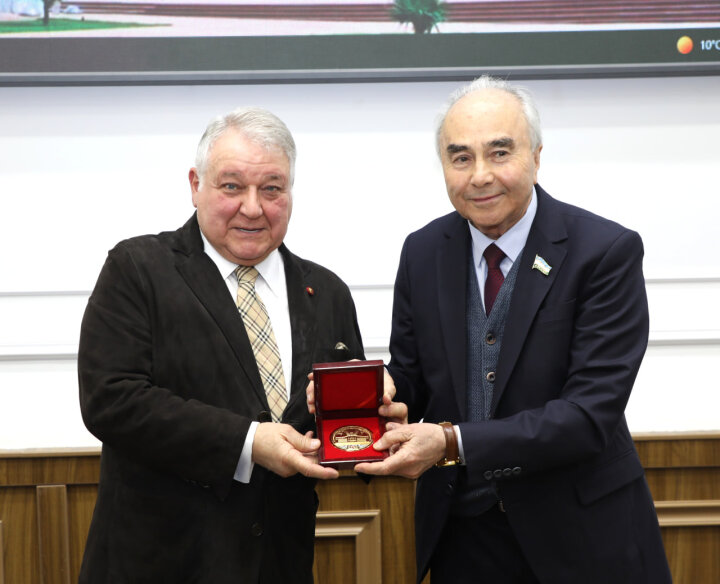 Известный российский ученый посетил Самаркандский государственный университет