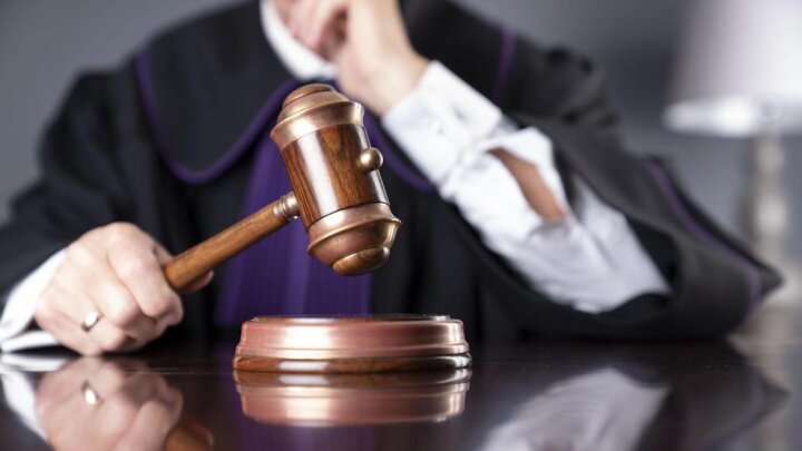 В Кашкадарье осудили двух журналистов за мошенничество и вымогательство