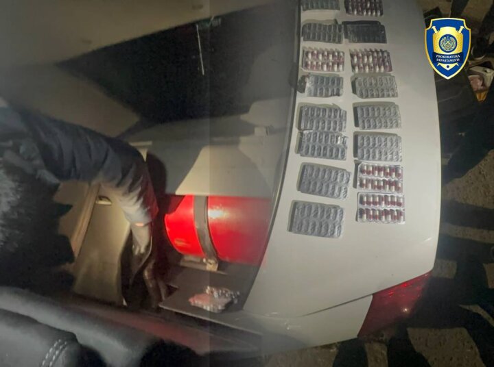 Задержаны сбытчики психотропных препаратов в Ташкентской области