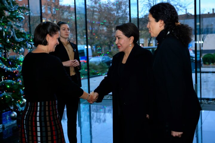 Парламентская делегация Узбекистана посетила фармкомпанию Gedeon Richter