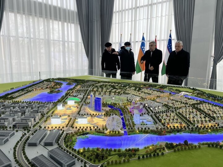 Сенатор изучил ход реализации инвестиционных проектов в Каракалпакстане