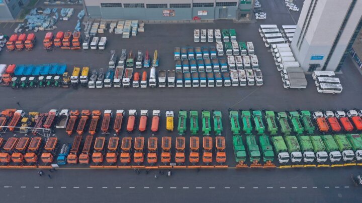 В Ташкенте к зиме привели в готовность 427 единиц спецтехники