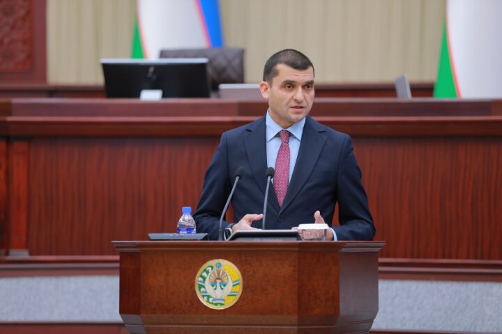 Депутаты заслушали отчет о реформах здравоохранения Узбекистана в 2025 году