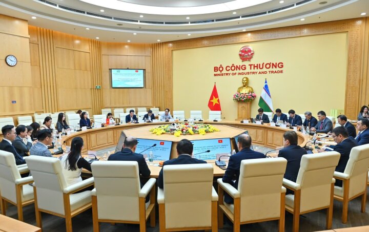 Узбекистан и Вьетнам в Ханое обсудили торговлю