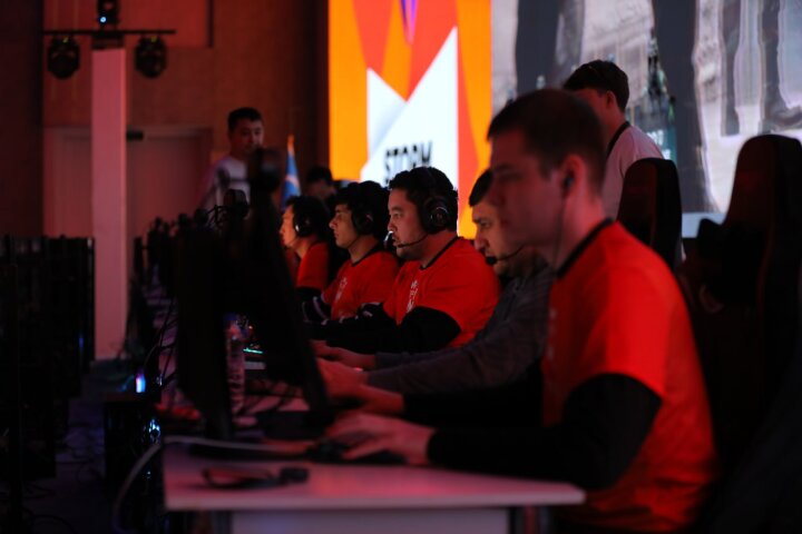 В Узбекистане завершились соревнования по Counter-Strike 2 и PUBG Mobile