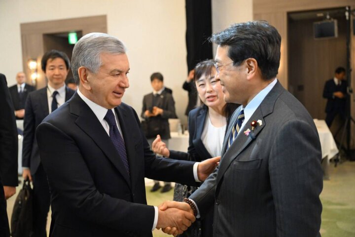 Шавкат Мирзиёев встретился с представителями бизнеса Японии