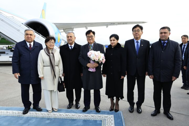 В Ташкент прибыла парламентская делегация из Южной Кореи