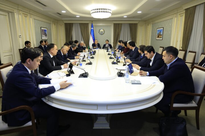 В Узбекистане обсудили парламентский контроль соглашений с Азербайджаном