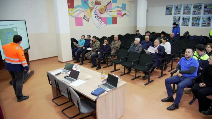 В Бухарской области прошли общественные обсуждения строительства гибридной электростанции