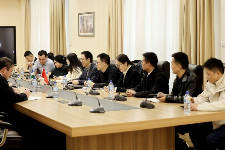 В Узбекистане обсудили льготы и таможенные условия для СИЗ с китайскими компаниями